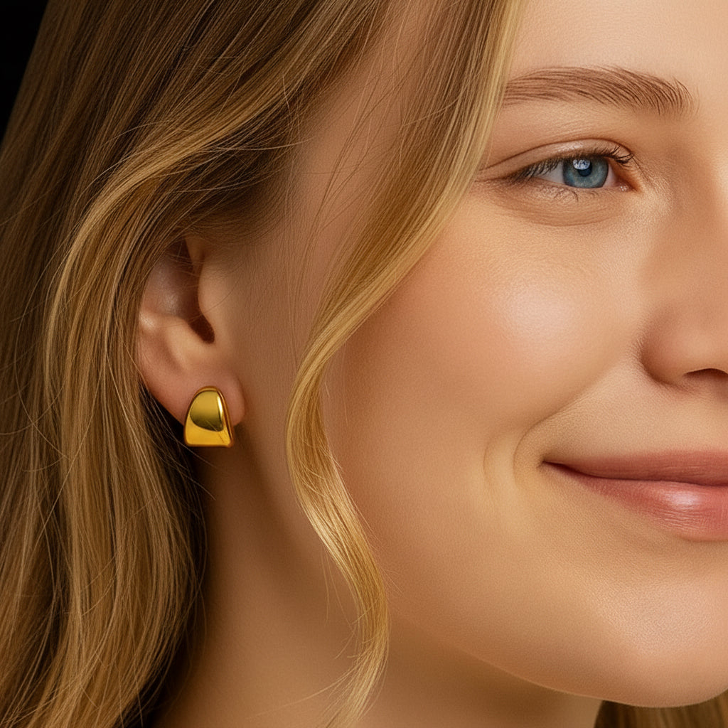 Puffed Up Graduated Hoop Earrings in 14K Yellow Gold